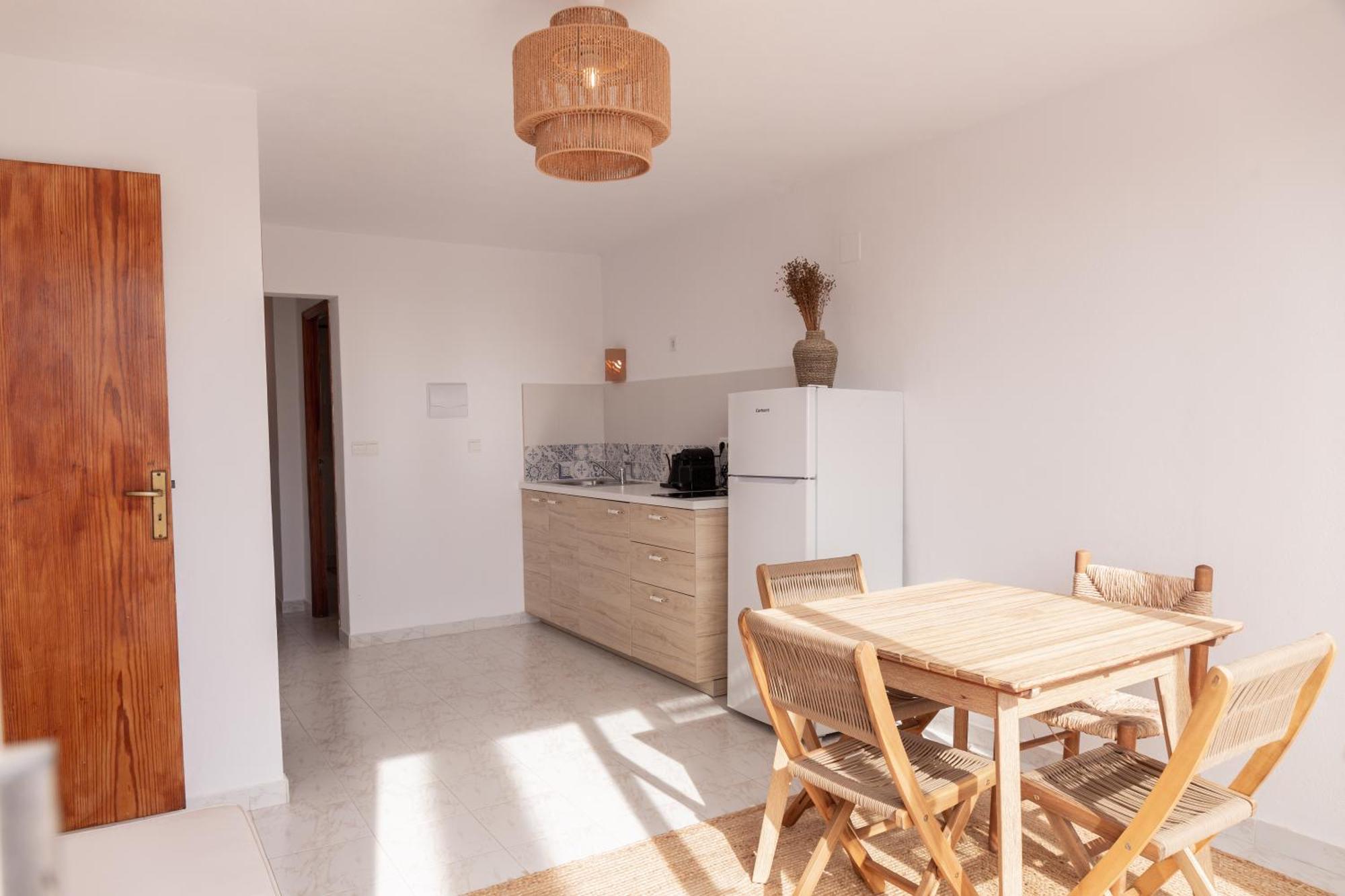 Unio Ibiza - Adults Only Hotel Кала Вадела Стая снимка