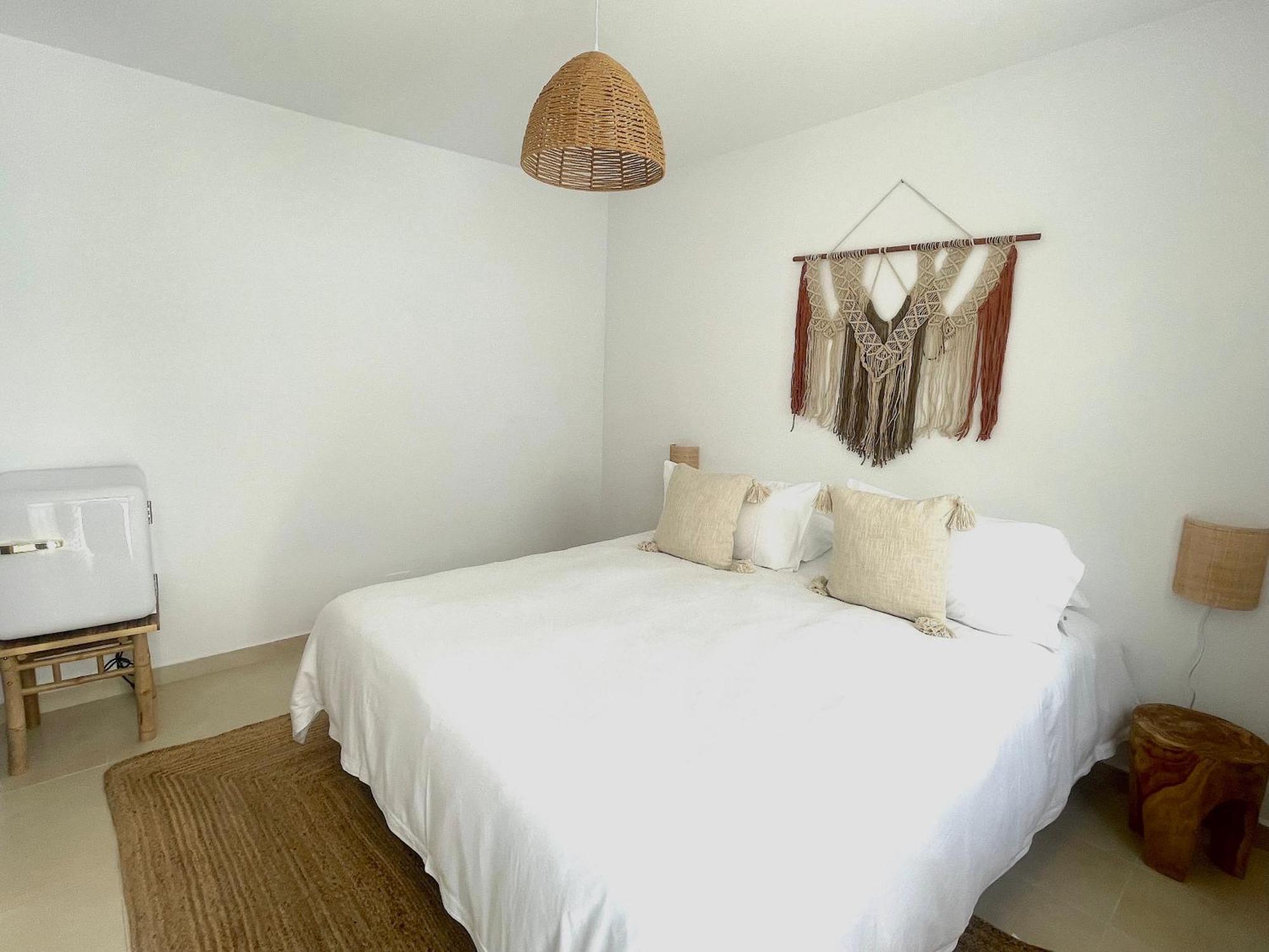 Unio Ibiza - Adults Only Hotel Кала Вадела Стая снимка