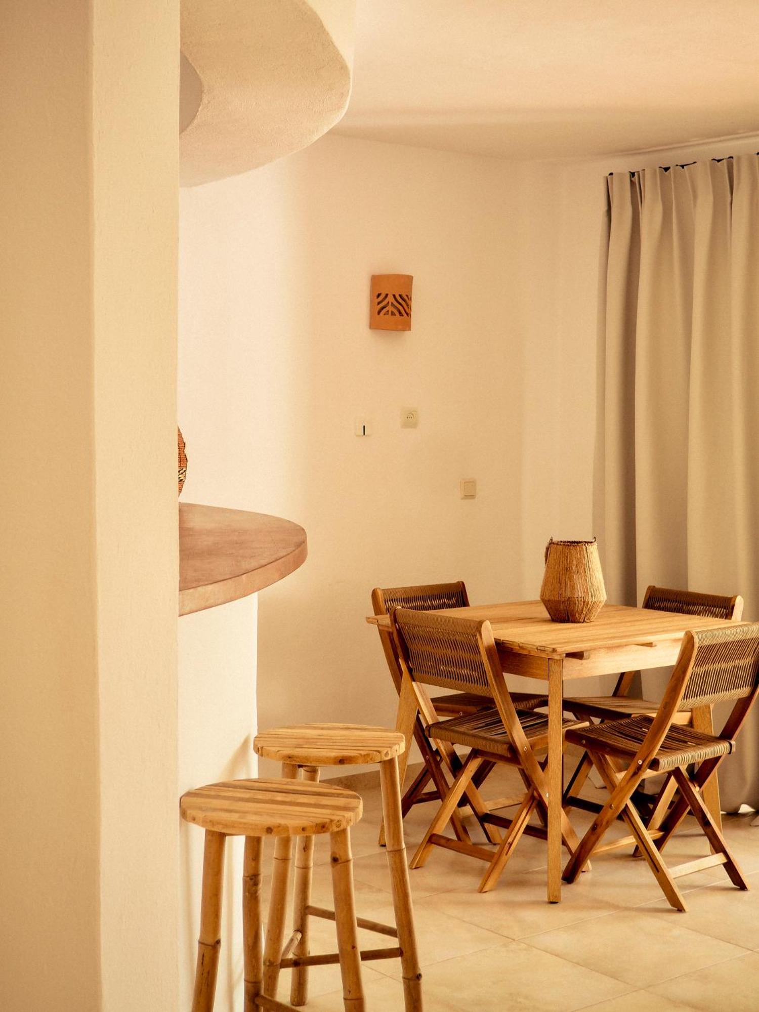 Unio Ibiza - Adults Only Hotel Кала Вадела Екстериор снимка
